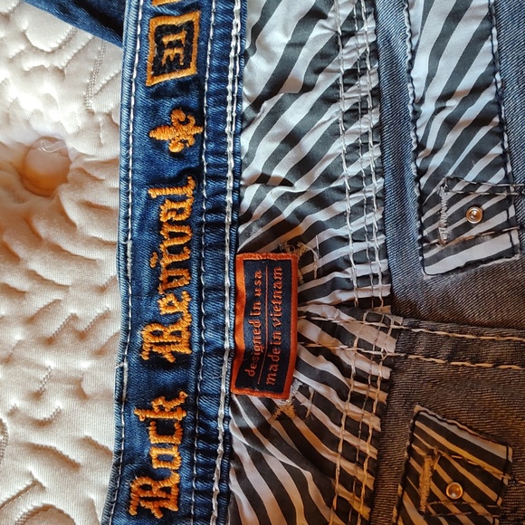 Rock Revival | Dark Wash Embellished-Pocket Easy Ankle Skinny Jeans - Picture 7 of 11